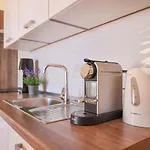 Sunny Terrace With Two Bedroom And Parking Апартаменты