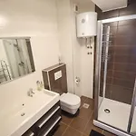 Apartment Sunny Terrace With Two Bedroom And Parking *