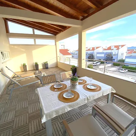 Apartmán Sunny Terrace With Two Bedroom And Parking *