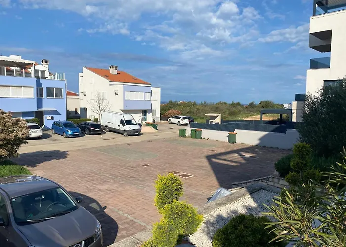 Apartamento Sunny Terrace With Two Bedroom And Parking Zadar